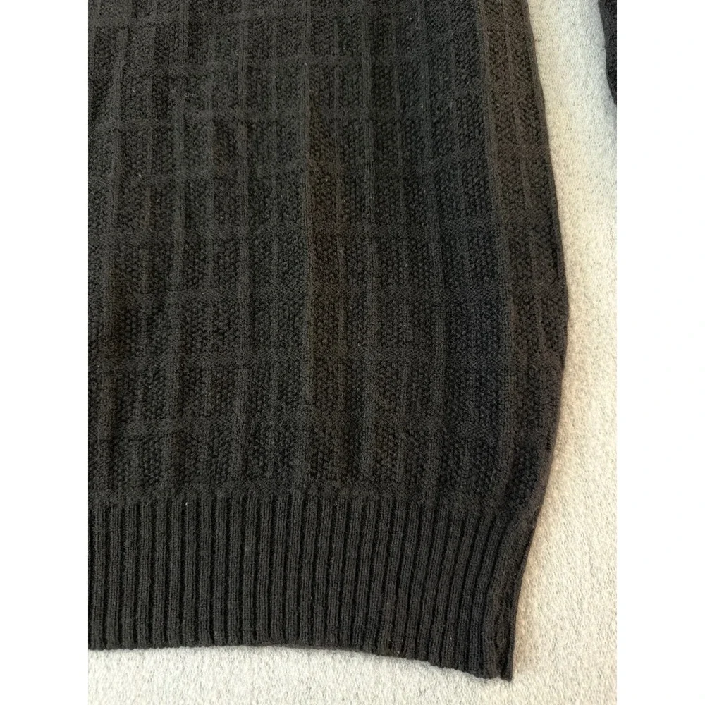 Neiman Marcus Mens XXL Pure Cashmere Crewneck Sweater Black Textured Grid Knit